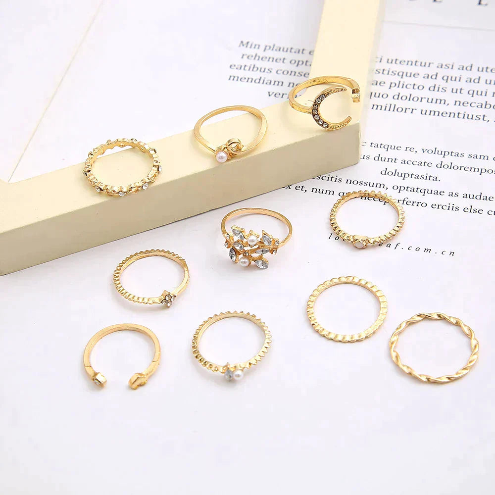 Silberne und goldene Ring-Set