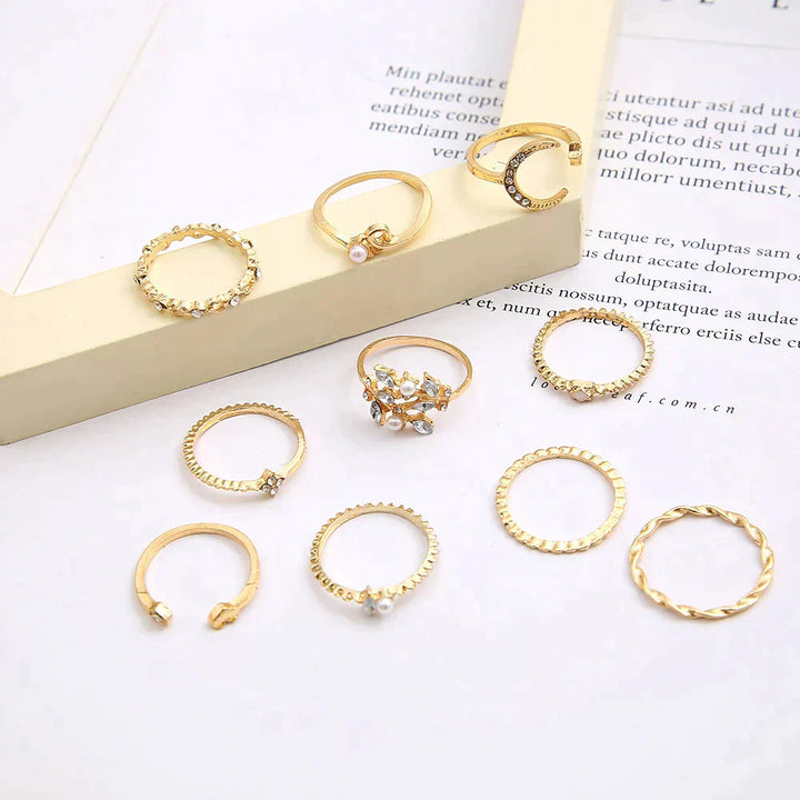 Silberne und goldene Ring-Set