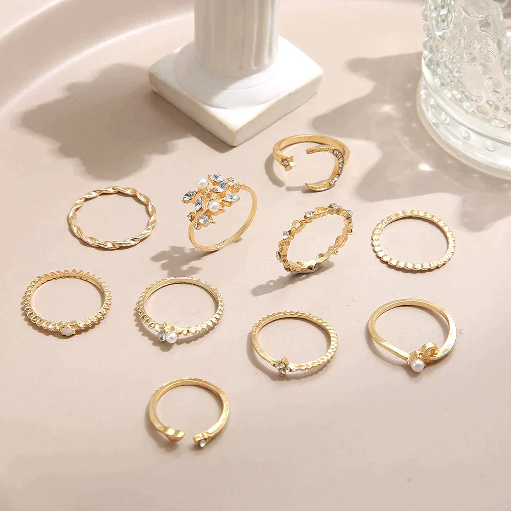 Silberne und goldene Ring-Set