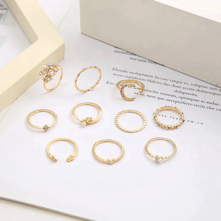 Silberne und goldene Ring-Set
